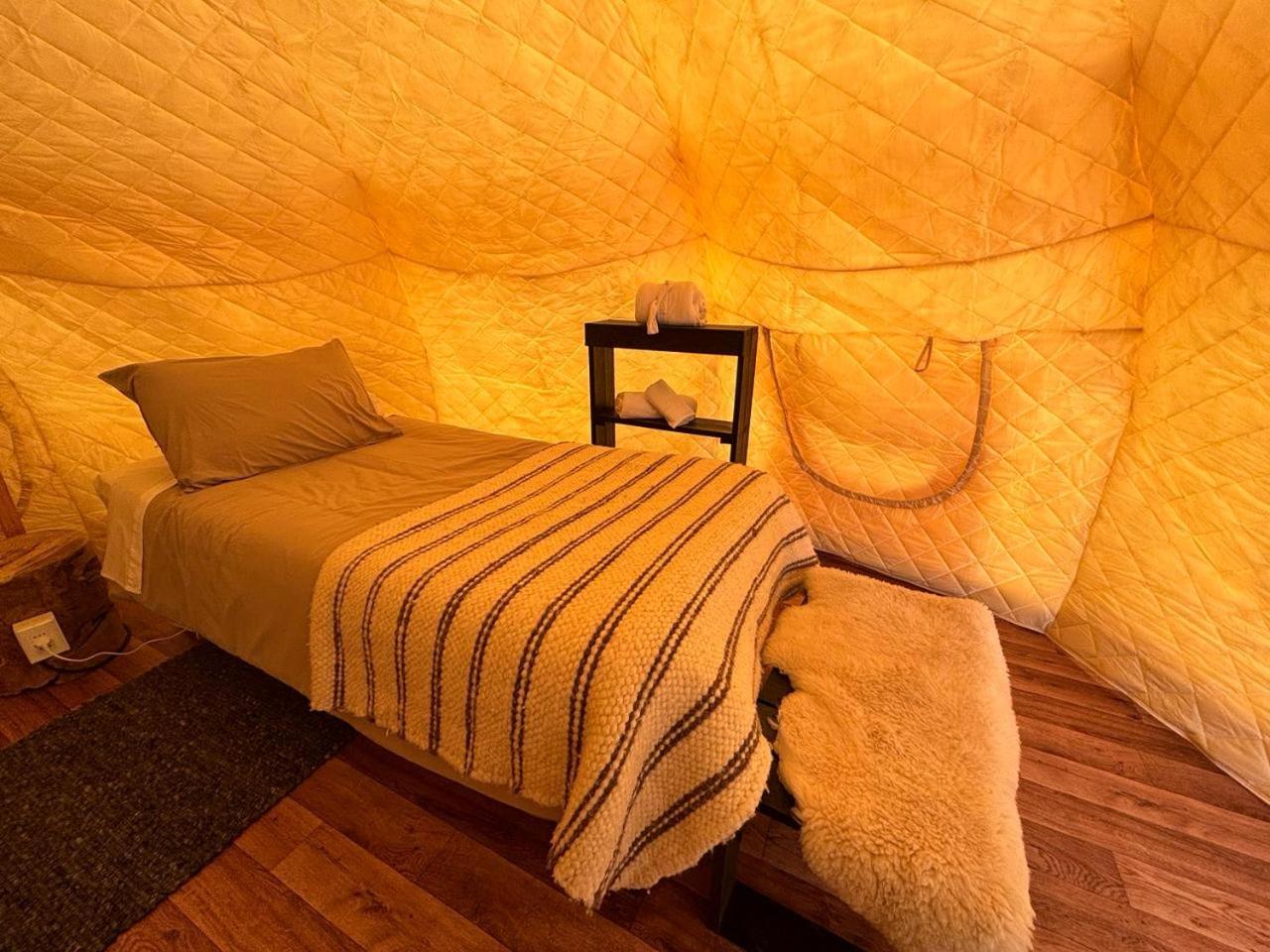 Luxury tent Chilenativo Riverside Camp *